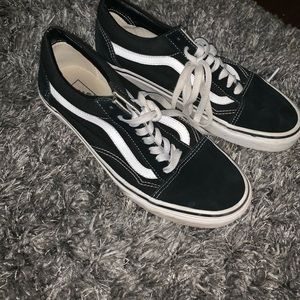 Worn twice vans super comfy and stylish shoes
